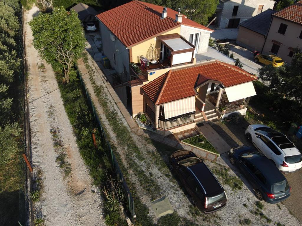 Appartement Magnavisum à Kaštelir Extérieur photo